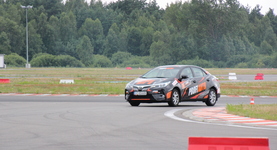 Trzecia tura ProfiRacing Cup 2019:  rozwój serwisów i zabawa w 670-konnym Ferrari