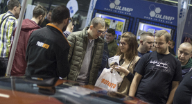 Wyścigowe stoisko ProfiAuto podczas Warsaw Motor Show