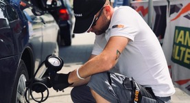 PitStop pośród zabytkowych samochodów