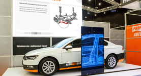 Wyścigowe stoisko ProfiAuto podczas Warsaw Motor Show
