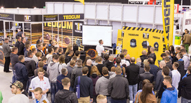 Piękne dziewczyny, ryk silników i branżowe szkolenia – relacja z ProfiAuto Show 2015